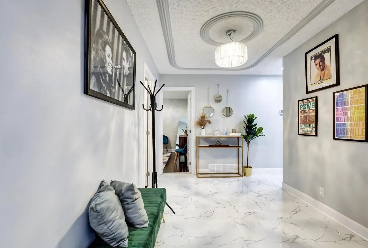 Modern 3 Bedrooms Lacordaire Suite Montréal