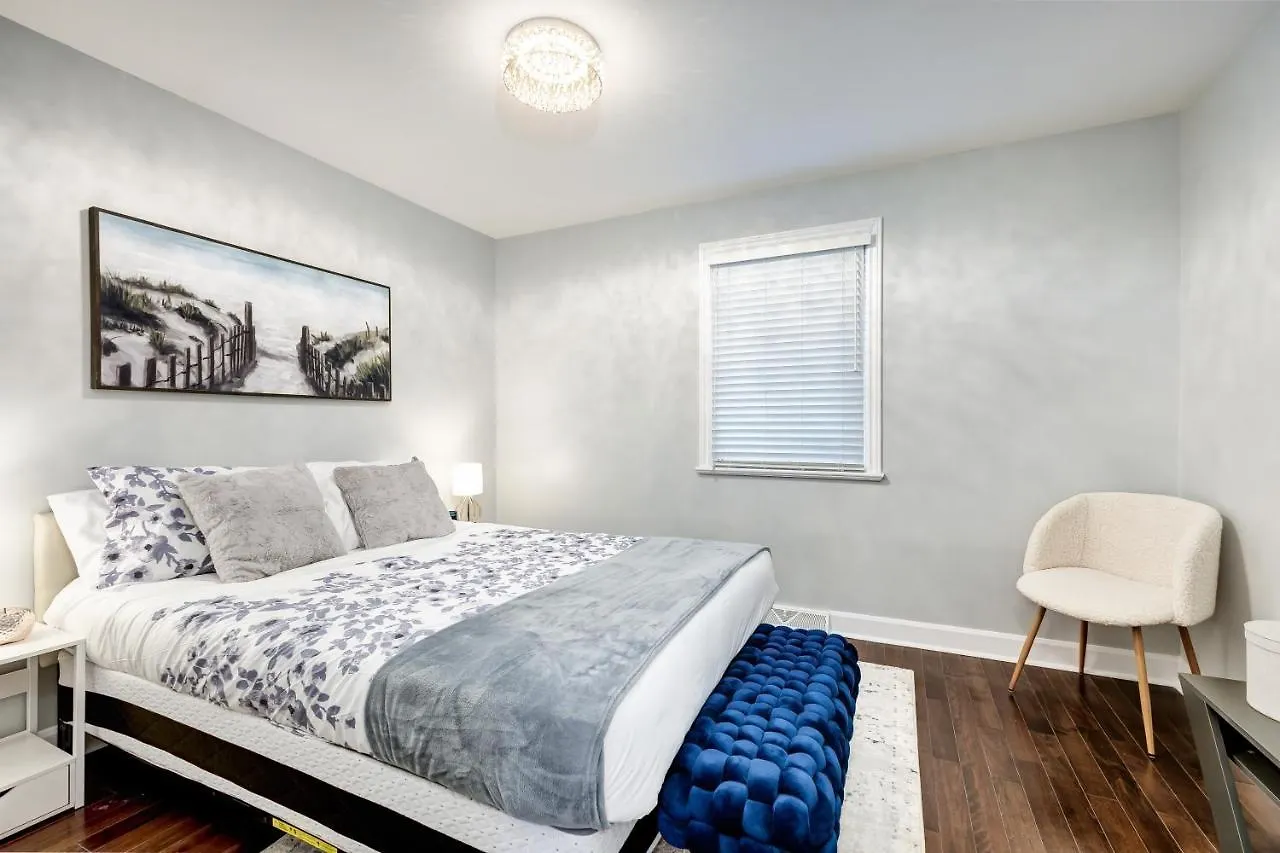 Modern 3 Bedrooms Lacordaire Suite Montréal Appartamento