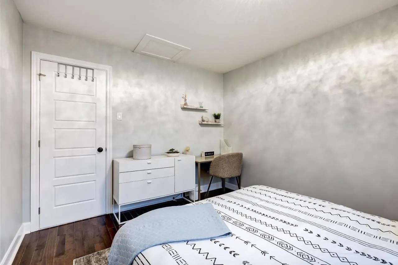 Modern 3 Bedrooms Lacordaire Suite Montreal Canada