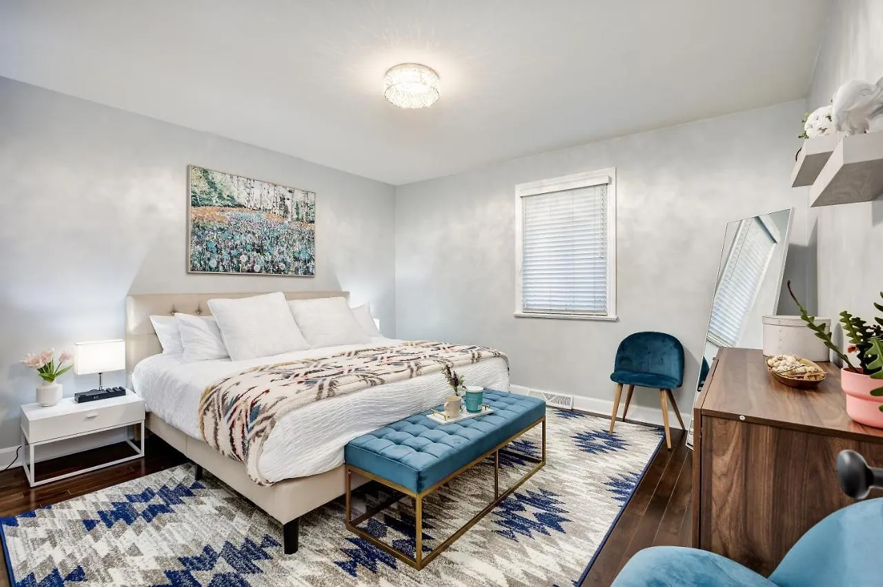 Modern 3 Bedrooms Lacordaire Suite Montreal 0*,  Canada