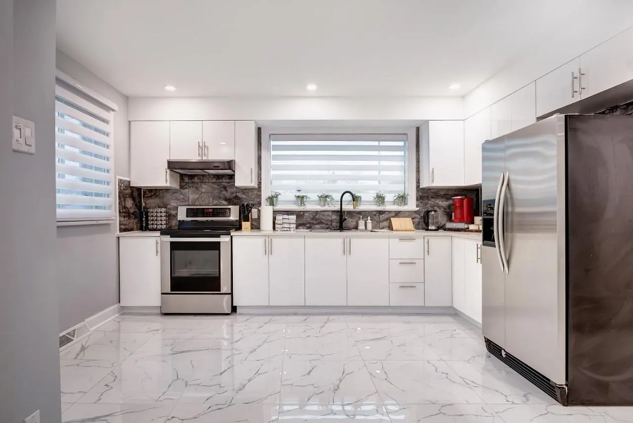 Apartment Modern 3 Bedrooms Lacordaire Suite Montreal
